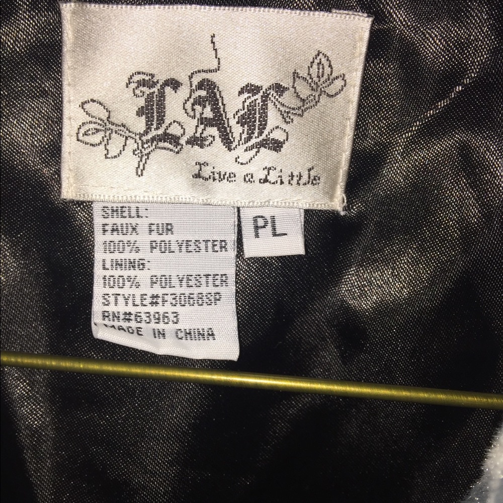 Vest - Picture 2 of 5